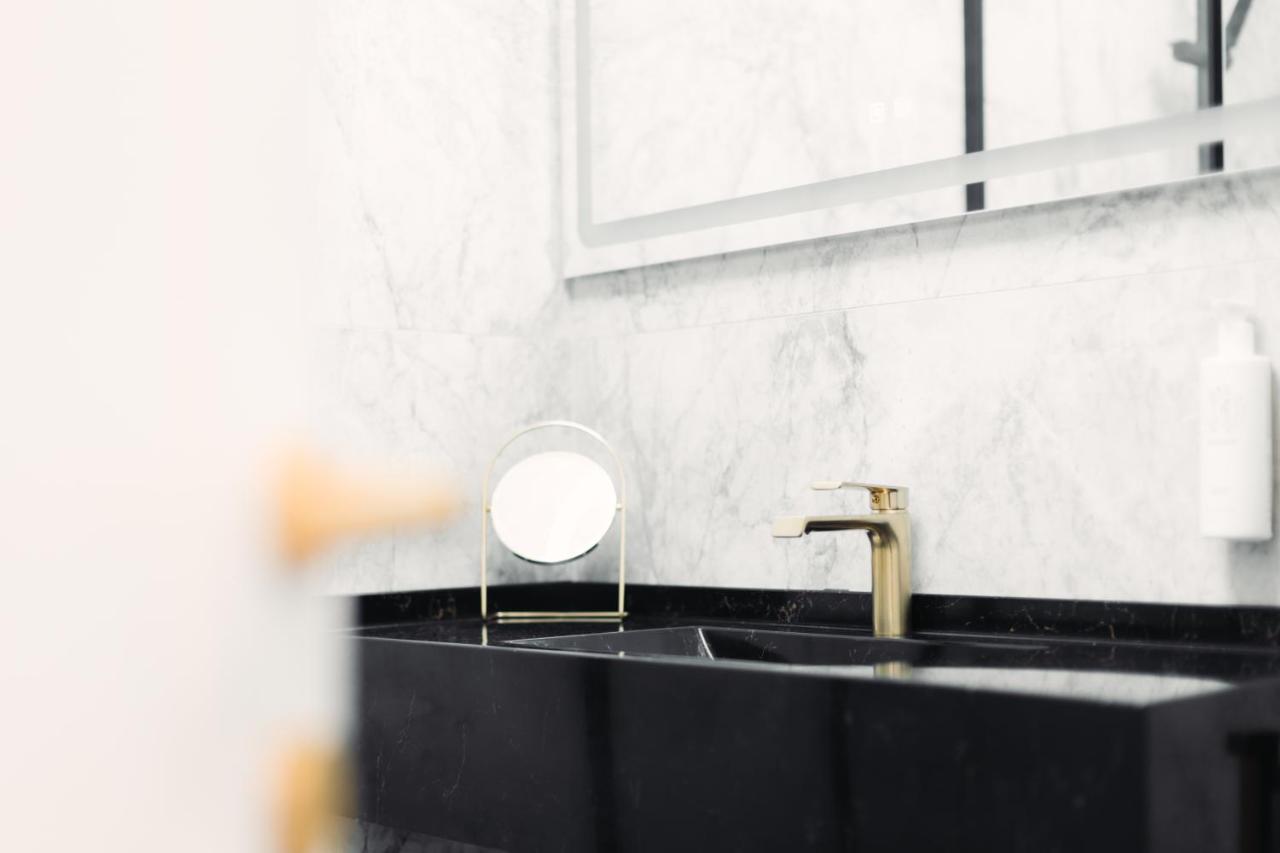 Onix Residence Baia Mare Bagian luar foto